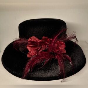 Elegant Black Toucan Collection hat